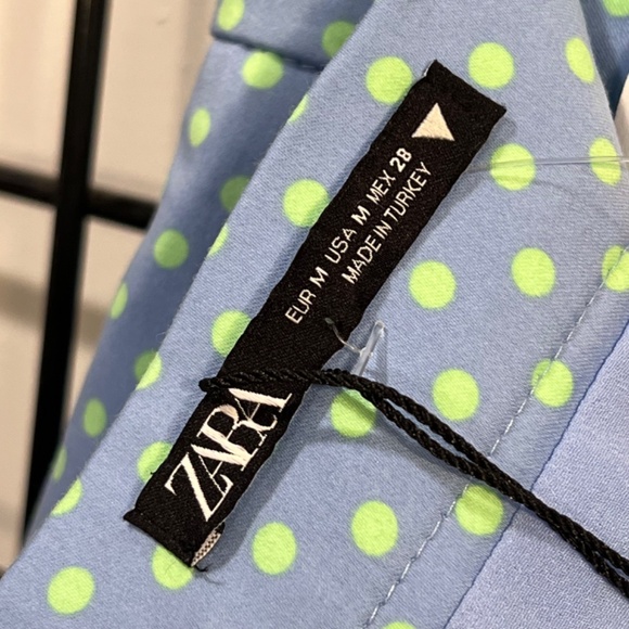NWT ZARA Polka Dot Slit Front Mini Skirt Size Medium - Picture 6 of 14